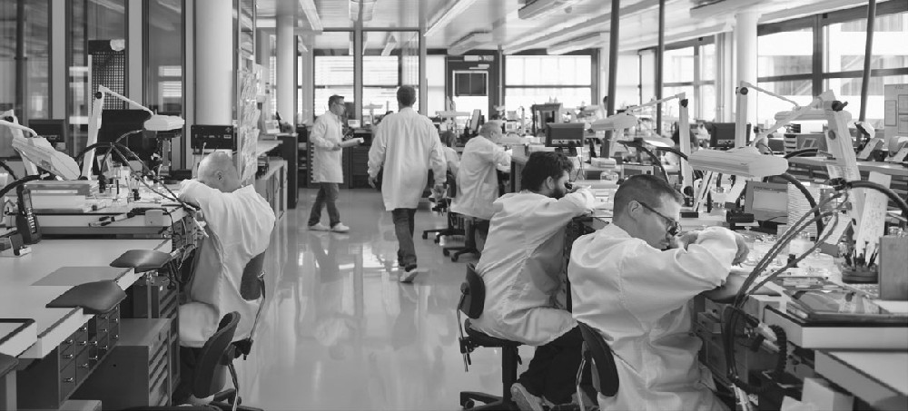 雅克德罗维修服务中心